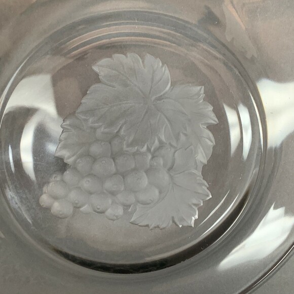 Frosted Etched Grapes Clear Glass Salad Plate - Picture 5 of 8